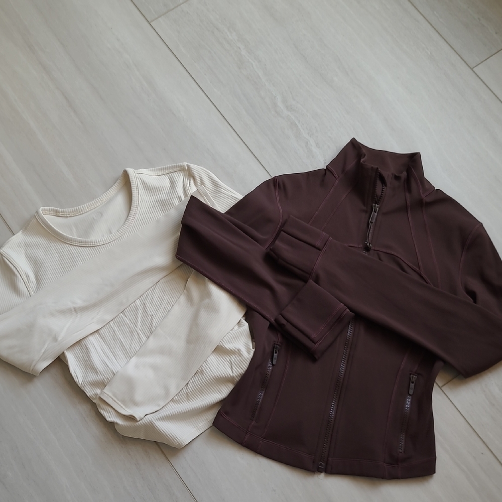 PENDING!!! Poshmark has not updated!!!!! Lululemon!! 2 Tops! Size 4!!